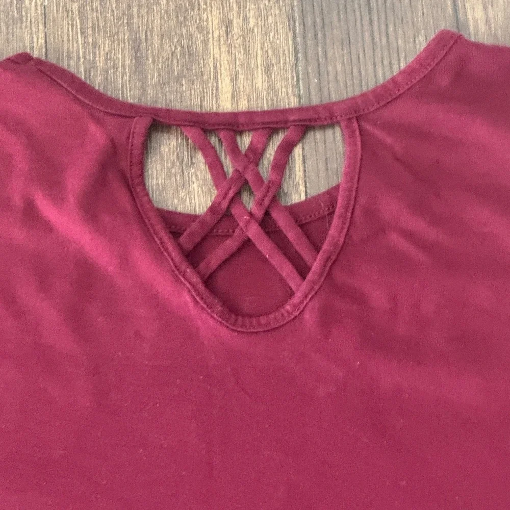 Old Navy Girls Softest Tee Burgundy Long Sleeve Strappy Back Top Size L 10-12